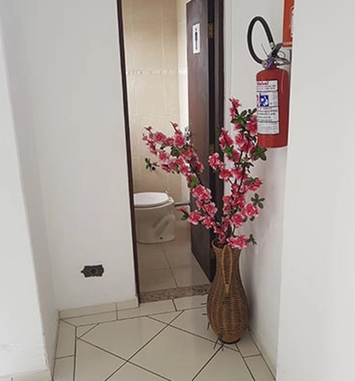Casa de Repouso para Idosos na Praça da Árvore
